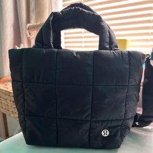 Lululemon quilted grid tote 5L nwot